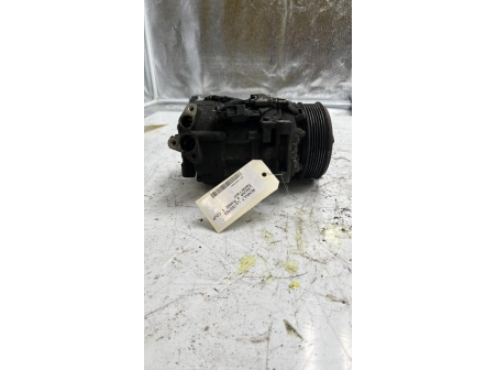 105672264-a3ea1388-597a-45e6-88c1-7865269c1907-Piece-Demarreur-RENAULT-LAGUNA-3-PHASE-1-COUPE-7fb2da4ee064db77d6582cc9edb0c4eb05aa6caeebf9ba01633be78eb8ec3ea6_m.jpg