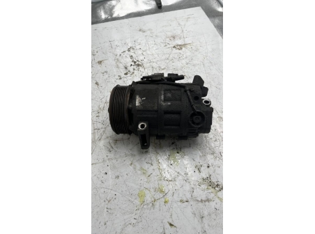 105672264-762c50c7-36a8-4d03-8bc1-e1d4fa67c89d-Piece-Demarreur-RENAULT-LAGUNA-3-PHASE-1-COUPE-dcc825eb04b1e9c8e44cab110e50d7fcfe1a2a43736768121384f2bb2a74adbe_m.jpg