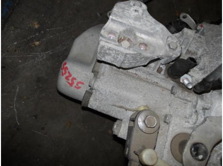 105713770-bb362058-8ee2-4385-b606-3fb5fc5f15c4-Piece-Boite-de-vitesses-PEUGEOT-208-1-PHASE-2-12-VTI-12V-0c69ba56898fbdc8bb7bbc8ddf131933654102ab5545df253dee3ee013ba2f5b_m.JPG