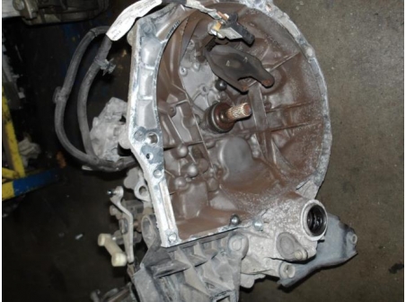 105713770-d07876e1-07c2-487d-83db-3e5eb5fd7dfb-Piece-Boite-de-vitesses-PEUGEOT-208-1-PHASE-2-12-VTI-12V-c3b8f392646f5e35a5e09c635bc5f15f363b5bd8a2ecb2c930462e63f59c69a3_m.JPG
