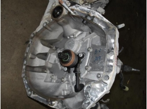 105714628-2759f5d1-1cbe-40f7-8c1d-2e11dedfb270-Piece-Boite-de-vitesses-8d585df2cca78de80b7dce66b76e1f6daa69b513585ef6a3bf4ba48bb41abe1a_m.JPG 2