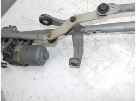 105731491-84a776a4-c94d-4dbc-bb3b-51fb17f5d776-Piece-Moteur-essuie-glace-avant-PEUGEOT-a9e5f1086677a20d86ec4f408e446062016343697b5a47fd3bdbc1ccb80e42eb_m.JPG