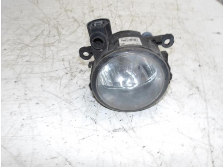 105779048-9c076d11-1626-42d3-a00a-1de466f31c27-Piece-Anti-brouillard-droit-RENAULT-76127d99b769e98faefa10753eeda06afad717a6c824a4213e498f540201e369_m.JPG
