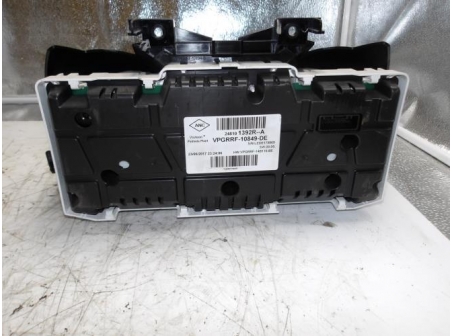105779318-ee64e171-3f8d-4971-89f8-561091f7d72d-Piece-Compteur-RENAULT-2c349e025efdfd1a0e7c302589a30aca3f65fbef058a232a97e0158ba43774a8_m.JPG