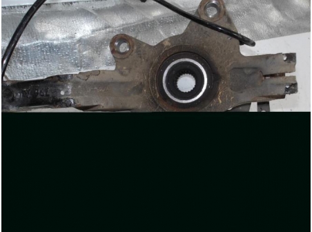 105780609-d987330b-7ea2-4886-b4d1-b9f398eb5538-Piece-Moyeu-avant-gauche-RENAULT-5fb730c334efa5abb105d75d4318b104b79ced51d0ee1f178d5eeb2e7e5c84dd_m.JPG