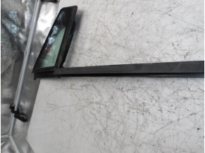 105780702-c81d9d0d-f8b6-4be5-8314-2bbe063c2ced-Piece-Custode-avant-droit-RENAULT-895473fe2c24fc5f2034db4cab95bfbdfc7d9c819259bf743dca40eb2b2a9c28_m.JPG 2