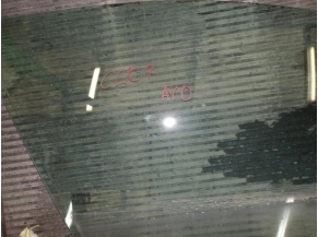 105781051-fc7e37a5-8864-480b-92a4-9904dd18aeb7-Piece-Vitre-avant-droit-RENAULT-bad74dd4a6ecccbb4d26a36212ab7030bea130e4b04d6abb6652ba6cd794d29e_m.JPG 2