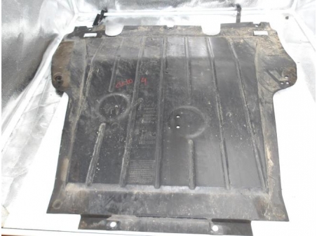 105791302-9a600e15-e85f-4ead-87bf-4fe64e382a2f-Piece-Cache-sous-moteur-RENAULT-CLIO-4-PHASE-2-15-DCI-8V-TURBO-46f2809f8dccdaba5be5b28deed739e71eff612c921722cb040c72375054cdb2_m.JPG