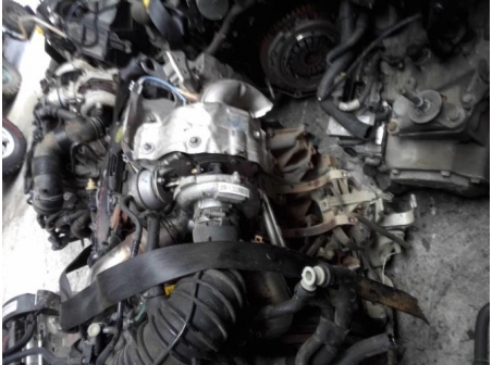 105803059-ebff22b4-35df-4148-b9ce-1b4b4bb0cbee-Piece-Moteur-RENAULT-LAGUNA-3-PHASE-2-COUPE-20-DCI-16V-TURBO-dd518c8c0938eef5f7fb65d8f6db6e4d46abc64dbea2cb12f199720006725486_m.jpg