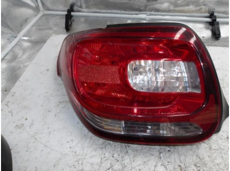 105867269-93ddb8aa-541f-4886-9f9a-54202becdf99-Piece-Feu-arriere-principal-gauche-CITROEN-4b3fa58b5e0b82113cd41206cf4da20c6f5072ca2cd53032c2da737a3e59cee7_m.JPG