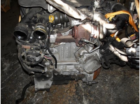 105873066-8c45f632-21ba-4f49-bf90-e519fc0db60a-Piece-Moteur-CITROEN-cd823e2368bb5fe17e53827847e3c355418051cdc175df51b8283691a2ad2fc7_m.JPG