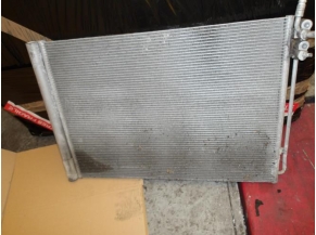 105885723-20095660-ba3a-4935-b922-085bc21b4ee3-Piece-Radiateur-clim-BMW-SERIE-5-F10-PHASE-1-520d-20D-16V-TURBO-2b9f4fa209cf1ee7ee475b15860c75236aec90ccc3237ee11e5b2da16a207dc3_m.JPG