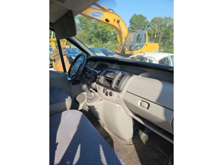 Vehicule-RENAULT-TRAFIC%202%20PHASE%202-2007-804a3d1abc9c523592a5050bd327f050a13e9ac0e100eeddabc9c9dd400eca46_m.jpg