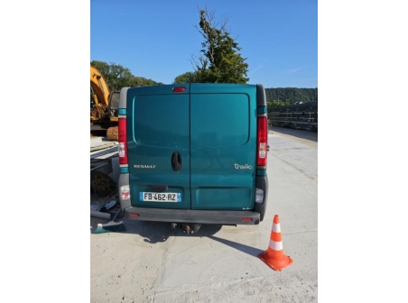Vehicule-RENAULT-TRAFIC%202%20PHASE%202-2007-78f12a2461ba426434824926e3d310c5f8d0e51881c41d770ccde9bff3427f42_m.jpg