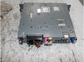 105886046-01718ebb-b93b-44f9-a88c-0226a33666e2-Piece-Autoradio-dorigine-BMW-1c793ba03f6e65091c5b6082dc21a0650f4264d06d2830bc1026d9b800788eb1_m.JPG