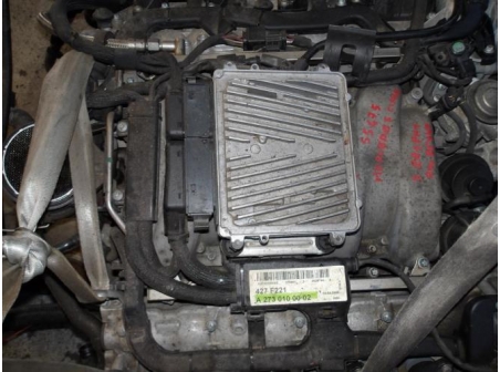 105985504-281c5084-0430-406c-8515-711d3985644c-Piece-Moteur-MERCEDES-CLASSE-S-221-PHASE-1-500-55i-32V-V8-63625d8f1e04b69d4526074b497860f5a37d59fa5645d0867f1ef2ab70194522_m.JPG