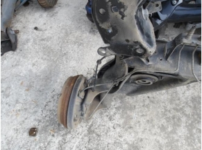 105994837-5826b394-8551-488b-ab47-eccbcba06b25-Piece-Train-arriere-complet-RENAULT-CLIO-4-PHASE-2-15-DCI-8V-TURBO-245688e88ee5f25b23afa6aafe84cca940c8bbfae14322f72760e75c0d0806d1_m.JPG 2