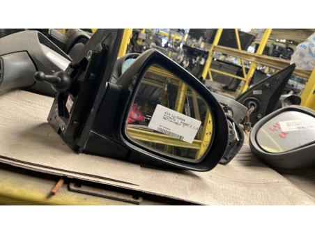 105658934-64385d92-5436-47c8-af79-8b0e95207e12-Piece-Retroviseur-droit-8762007058-KIA-PICANTO-1-PHASE-2-0817233e96b4bacda72cd5db1dbf4a4df261e62cd39a804d1411acb7e990ab6f_m.jpg