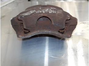 105658938-e2e80a94-6cbe-4905-bc36-cbf9341f278e-Piece-105658938-Etrier-avant-droit-5813007500-KIA-PICANTO-1-PHASE-2-10i-12V-b1a33f18109615f7104fd141095cc8623ed729d111281c4367decf9034cbb79f_m.JPG 2