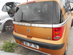 Vehicule-PEUGEOT-1007-Avant-Premiere-Dolce-1-4-2005-47290efdd1e673199cfe2b91f66d536ed9a3ce78cd94e7f461b1309e82385fc7.JPG