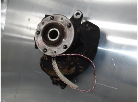 105961302-ce8afbd7-672b-4a61-8357-3ab7af5dd7d8-Piece-105961302-Moyeu-avant-droit-0000330780-CITROEN-JUMPY-2-20-HDI-16V-TURBO-ef100ab3e78ea6e6c747d7726bf74f2403a70a45e0049c58158872697e7f0f36_m.JPG