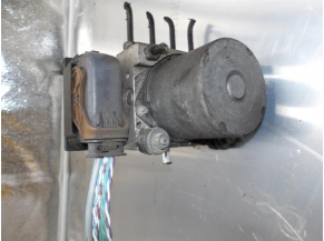 105961333-9fab783b-8974-4be6-bc71-e98c615d71d9-Piece-105961333-Bloc-ABS-00004541EN-CITROEN-JUMPY-2-20-HDI-16V-TURBO-aba7072181e53b3a1b19e86824115c6796423977db68228ea3139081870ab4dc_m.JPG 2