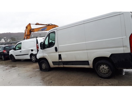Vehicule-CITROEN-JUMPER%203%20PHASE%202-2021-b3a2946ffb660a15e386277011433413e401c55c69848739d153cfae502a7198_m.jpg