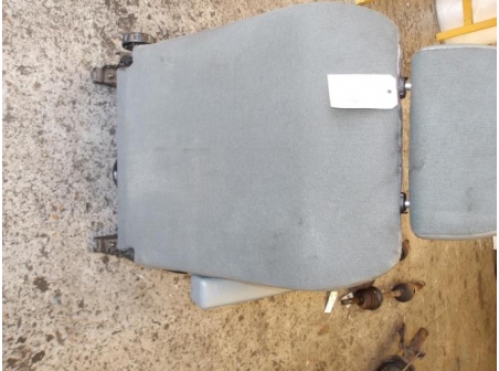 105992082-36e37982-9275-4627-916b-5ffd8b4bce5f-Piece-105992082-Siege-avant-gauche-1635786-FORD-TRANSIT-4-22-TDCI-16V-TURBO-e6c404a38b373d20dcfc5ac806319234eaa513d28060ef8974c40b115d35f358_m.JPG