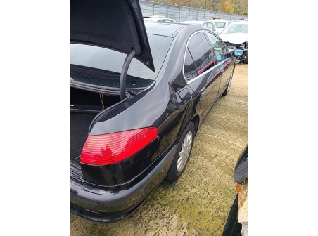 Vehicule-PEUGEOT-607-PHASE-1-2000-1090c5f0796cdddaae04b7c2cddaeaa5bfa917e95c23b3403c7f02ad4fef3f9c_mtn.jpg