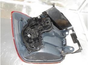 105662443-0a7d79a9-9ee6-4ab5-91d5-c8cd7d7e2f62-Piece-105662443-Feu-arriere-principal-droit-63217270096-BMW-SERIE-1-F21-PHASE-1-116d-20D-16V-TURBO-2d9c07856a95fa3ec5f1492c802c9ad2dfb46787405792bcf46f0d9ae6cdb65b_m.JPG 2