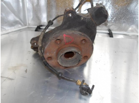 105929291-c8b1467d-383e-48a7-80ad-efe47a3b6bcc-Piece-105929291-Moyeu-avant-droit-RENAULT-TRAFIC-2-PHASE-2-20-DCI-16V-TURBO-e676a33ee87f961846ccc3fd1c562b9b7254491580c30c45616fa3bc91d703aa_m.JPG