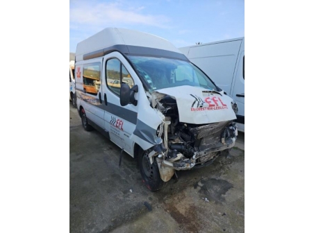 Vehicule-RENAULT-TRAFIC-2-PHASE-2-2007-fe58f2c2b3712a339bba030b3281acbd879695e513c009d43156e34bf78a19e2_mtn.jpg