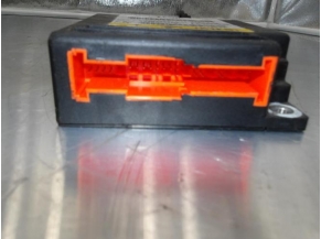 105782852-bfeb2ae0-eb30-4414-a9e1-dba275dca95b-Piece-105782852-Boitier-air-bag-PEUGEOT-607-Essence-64b0893336824606f53cf168130178b0f441b3ef791f952d520f98cc5aac62a2_m.JPG 2