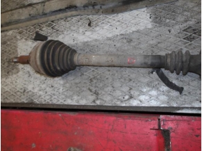105994131-b130dc18-717a-45f2-b27e-18a339c24ecc-Piece-105994131-Cardan-droit-8200169163-RENAULT-TRAFIC-2-PHASE-1-25-DCI-16V-TURBO-0aa1ce7ae512432cc8e3ad70f45bacd93de6b08f87f5b5f99d71aa55173d9ff8_m.JPG