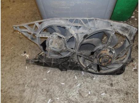 105994194-1036813a-ed35-4b4b-b141-b81cabdf5ec4-Piece-105994194-Moto-ventilateur-radiateur-RENAULT-TRAFIC-2-PHASE-1-25-DCI-16V-TURBO-084bca6d5a64566bf5b4d38c6fa852bba9547a670e006596939d2cd8e7623533_m.JPG
