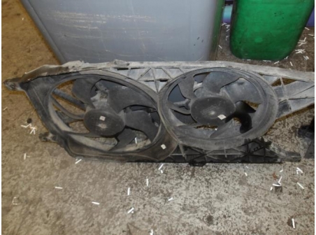105994194-b1e1a284-94f3-4af4-ad00-b298fd6d8e85-Piece-105994194-Moto-ventilateur-radiateur-RENAULT-TRAFIC-2-PHASE-1-25-DCI-16V-TURBO-88effc73ec3c3ea3723b94de1ed6540528108c8841eac021df9fa7745f868588_m.JPG