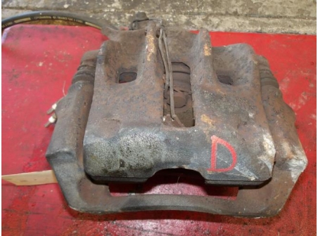 105783465-9a6571bc-aba1-4384-ba5c-954465178aa4-Piece-105783465-Etrier-avant-droit-4401C3-PEUGEOT-607-Essence-2c07677cd546bdca5b32f703e685af91bd04f36de42fb65f99d1587d91a140f7_m.JPG