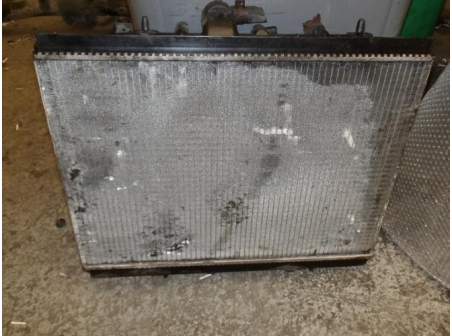 106206579-fab893f5-87f9-48eb-be39-779e1ab2bf16-Piece-Radiateur-eau-PEUGEOT-607-d19bcde872e52f497acde8fcd73f2892aa51b27b55f432b0718d4d80d9bb37fc_m.JPG
