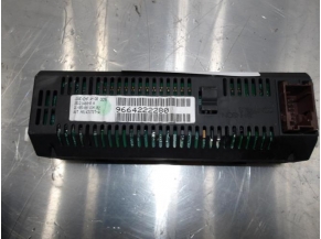 106057080-b5621915-e495-415b-b81e-6f33303dd435-Piece-106057080-Afficheur-9822637880-PEUGEOT-EXPERT-2-16-HDI-16V-TURBO-0d53366d8f139e0063b5b083d30a92215215550b35cf316c701b6bfd455d602e_m.JPG 2