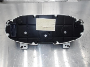 105795281-b7635f03-8545-4651-978c-357107caa39a-Piece-105795281-Compteur-1786854-FORD-FIESTA-6-PHASE-1-14-TDCI-8V-TURBO-b7aa1b40104d947bb4fcc1b82cb3ce07bb283b7cfed74d15727d282dd2109daa_m.JPG 2