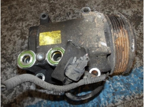 105796965-14ec2b20-1894-4340-be46-b0b7efe00c01-Piece-105796965-Compresseur-clim-1767718-FORD-FIESTA-6-PHASE-1-14-TDCI-8V-TURBO-8550d12bb68917b0c69ac2bb2bf25eb8040663563775c6bcad9423522d3f9452_m.JPG 2