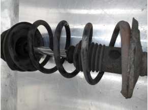 106173045-2ae5d071-0378-4a57-9d47-9161297042ce-Piece-106173045-Amortisseur-avant-gauche-543026656R-DACIA-DUSTER-1-PHASE-1-15-DCI-8V-TURBO-effb16e288daea8a9a09bae1a965a8c10efa6f56c0610f1eed0f3f4e55949c1a_m.JPG 2