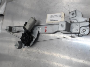 106173091-d5f2e7bd-903c-4791-b23e-ceea6f284e80-Piece-106173091-Leve-vitre-electrique-avant-gauche-8200733829-DACIA-DUSTER-1-PHASE-1-15-DCI-8V-TURBO-7af734f0ee3af42c150b50d73f650cfbdc39cc1aa2ddda9a901421047ebbd4ef_m.JPG