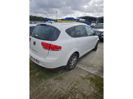 Vehicule-SEAT-ALTEA%20XL%20PHASE%202-2010-fa74d4dfccc5769ad50ef2a90decc3e824f6096596e318e58715ed74a112fe2d_m.jpg