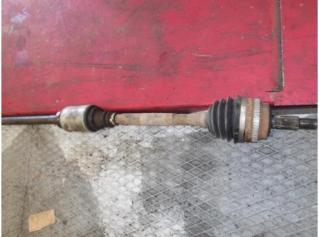 106325930-7306ce63-5544-4462-8790-18818f218996-Piece-106325930-Cardan-droit-RENAULT-MASTER-2-Diesel-fef21b2210fdd248e2c38a2015f6ed7616c7483bb0c2f0786f7cf2d9805292f5_m.JPG