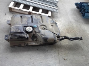 106407538-00c155b6-6f94-4645-ba6b-93a71b5b8b9c-Piece-106407538-Reservoir-RENAULT-TRAFIC-2-60a0b6e910eaf6dc99e1cc415ca1fccc49646dac4374bfdc050d458aba050c05_m.jpg