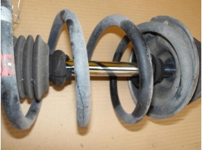 105886487-daeafbd0-22ad-472d-8771-6d4a41ab5638-Piece-105886487-Amortisseur-avant-droit-543026656R-DACIA-DUSTER-1-PHASE-1-15-DCI-8V-TURBO-6715b3daeb9fe76e6389b55ab971b688a144dbe330ef517b865ec8236ba96ba3_m.JPG 2