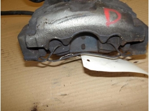 105886489-f5a4d8cb-a756-4533-a5fa-66b7d3d7df65-Piece-105886489-Etrier-avant-droit-410018218R-DACIA-DUSTER-1-PHASE-1-15-DCI-8V-TURBO-5bb2911ce5ce5ef2341336f51937d8feb7b8710d350cb50cd4e10ed21bf3d025_m.JPG 2