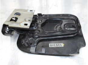105886500-89bebf6b-ef54-4931-9eb4-cfe4280c9047-Piece-105886500-Trappe-dessence-788304650R-DACIA-DUSTER-1-PHASE-1-15-DCI-8V-TURBO-21bac84853cc18927f34a39ba0432369e722f2b12bfe2b70d88a1ca4deb62e09_m.JPG 2