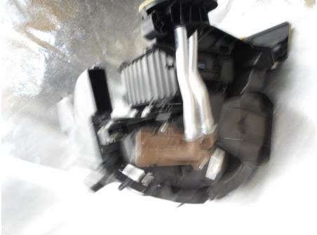 106416566-61c48730-d8a2-4fc1-bd99-b75c3e109f99-Piece-106416566-Bloc-chauffage-RENAULT-TRAFIC-2-a65f788a49caf69cb0035ff54b38f0124bb48dfb47270cc5634eda728587d265_m.JPG